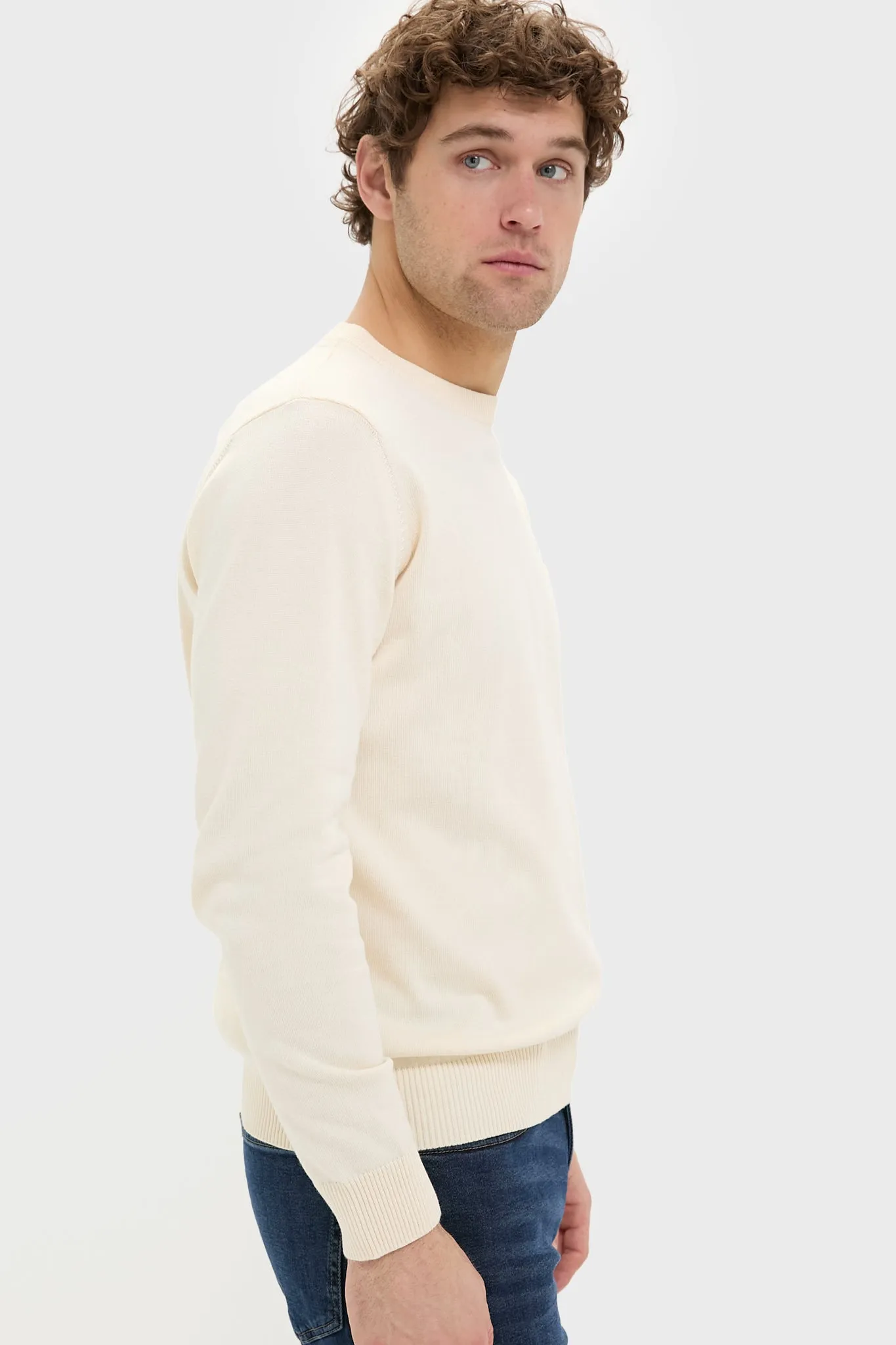 Antique White Lingwood Crewneck