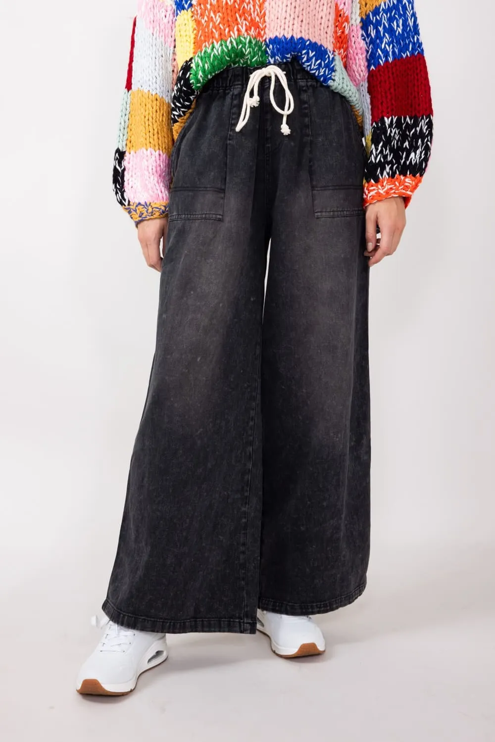 Carpenter Wide Leg Denim Pants for Women in Charcoal | DS0498-CHARCOAL