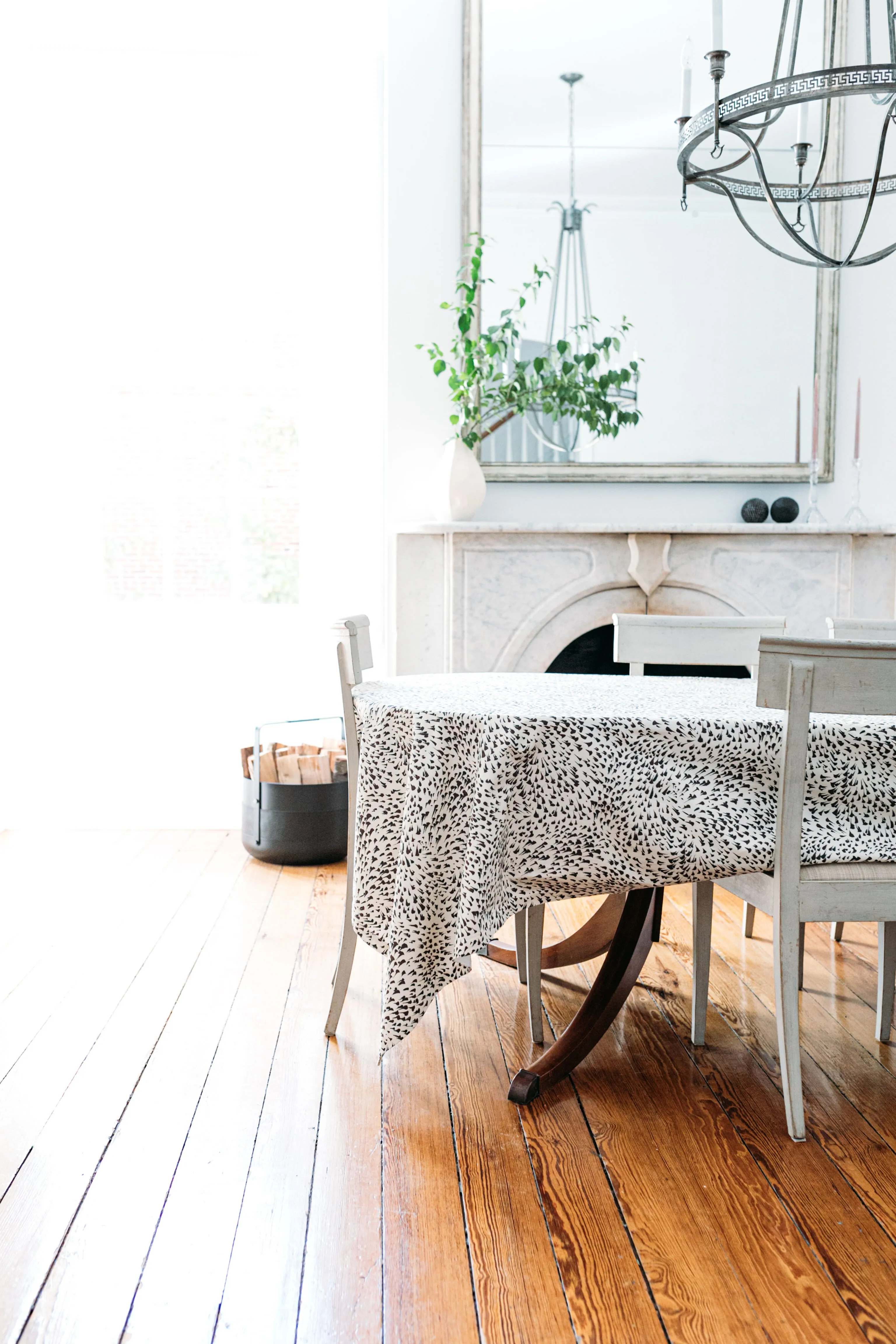 Cocoa Dot Tablecloth