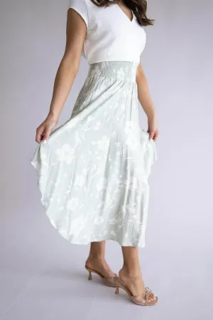 Ditsy Floral Hi-Low Midi Skirt for Women in Sage | VNS16762Q7-SAGEWHITE