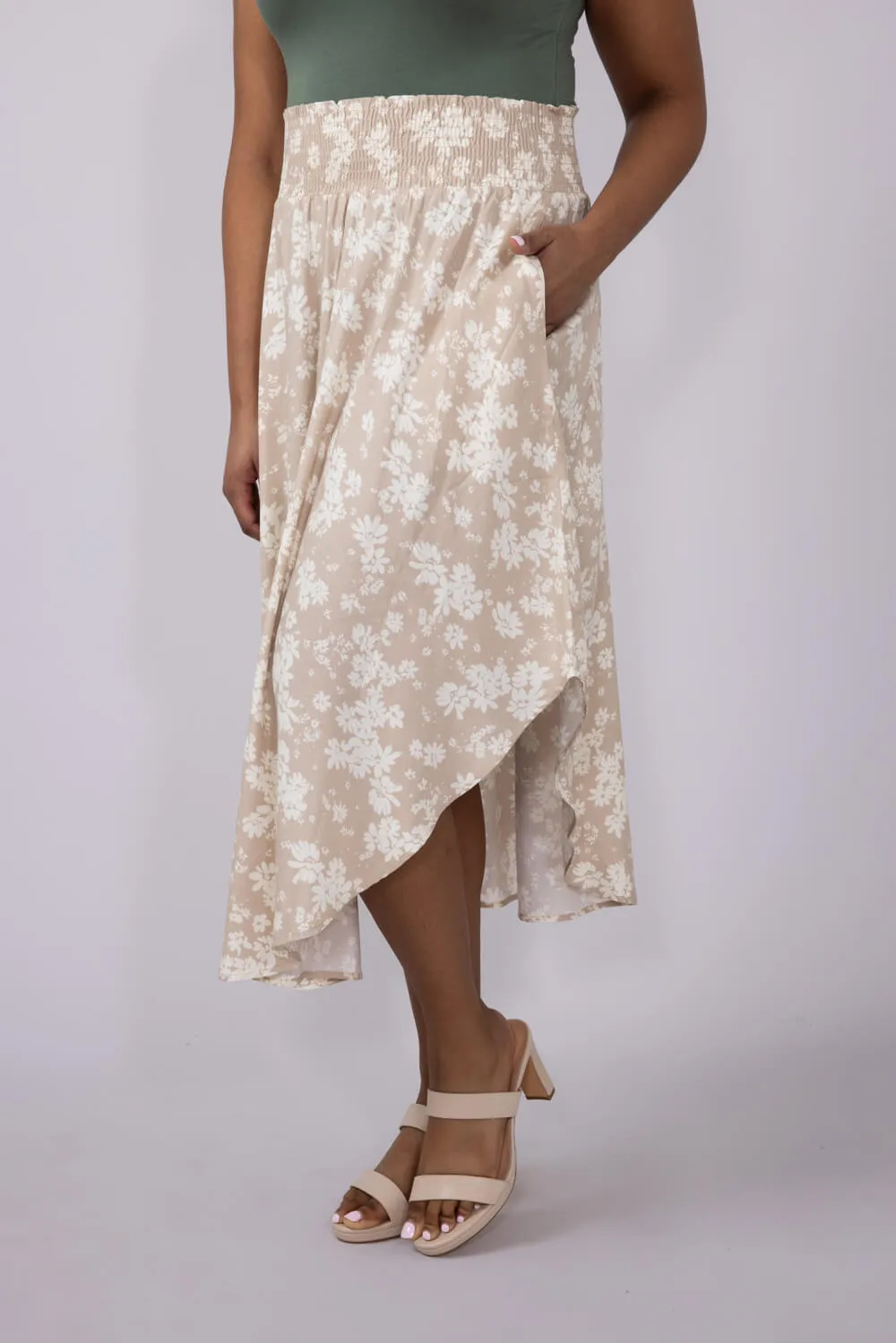 Ditsy Floral Hi-Low Midi Skirt for Women in White Taupe | VNS16762Q6-TAUPEWHITE