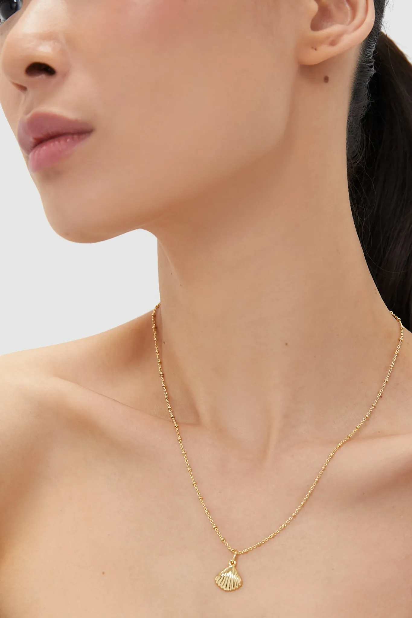 Gold Shell Bridget Necklace