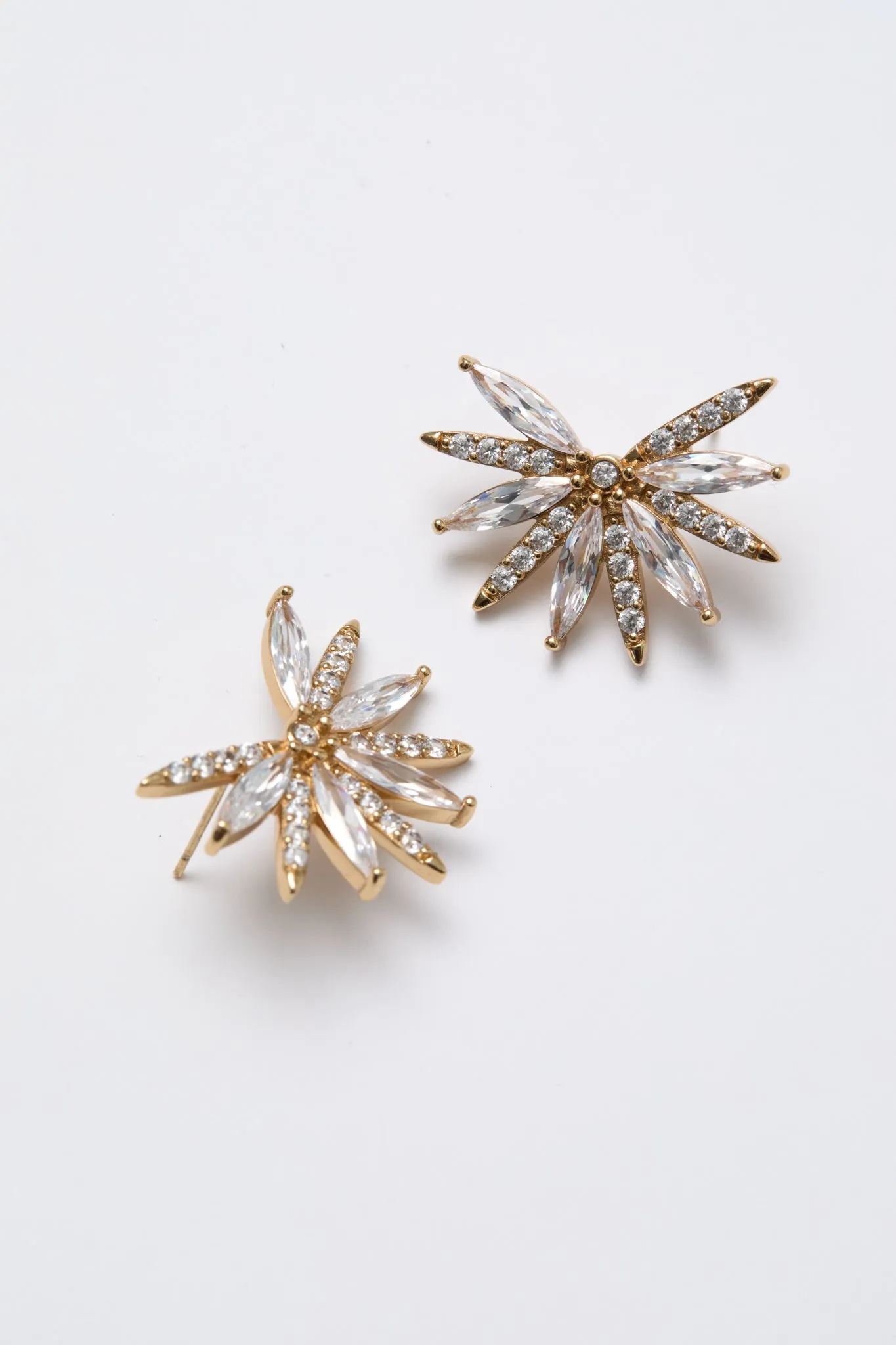 Gold Vesey Studs