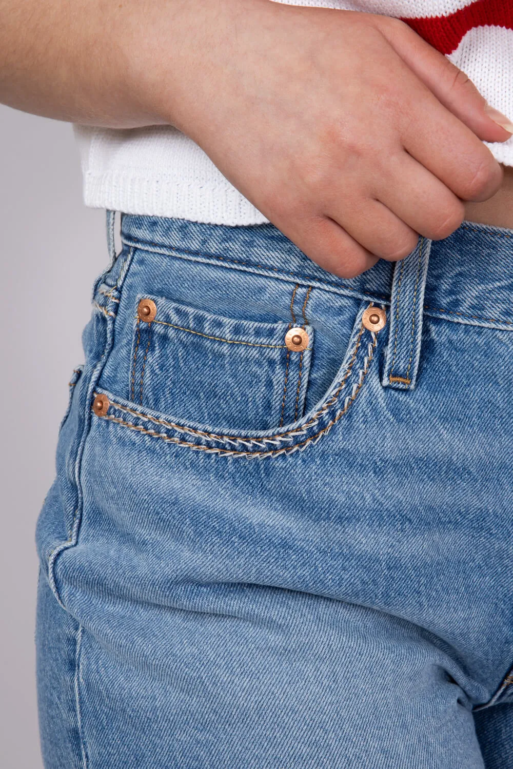 Levi’s 501 Short Switch Stitch Denim Shorts for Women | 56327-0471