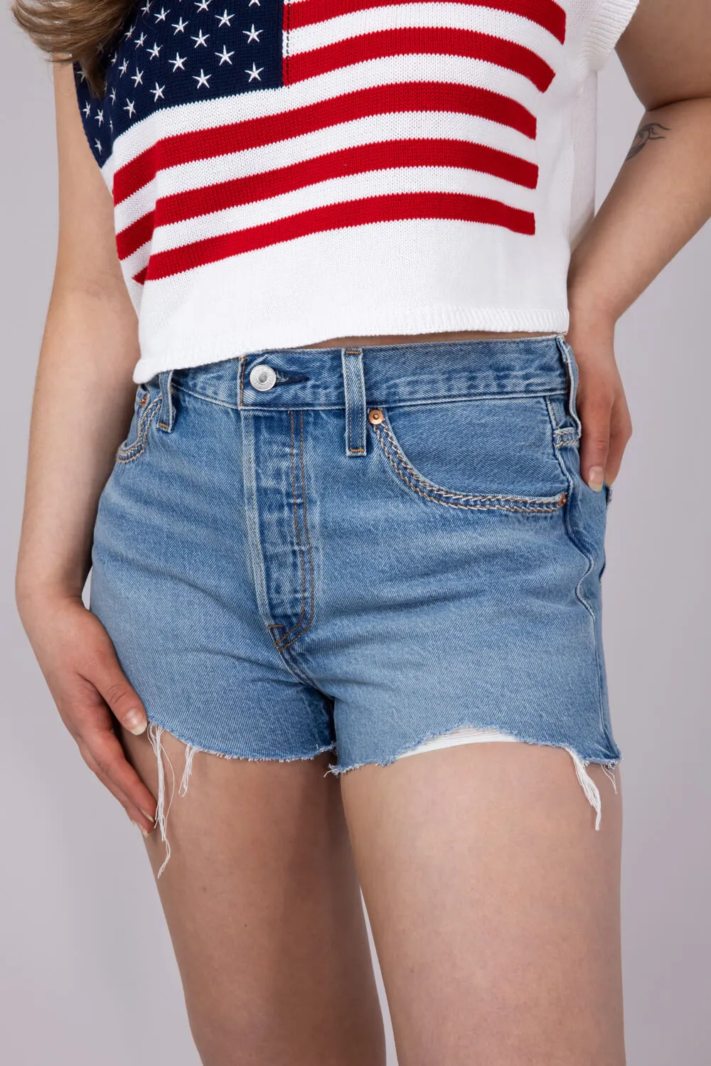 Levi’s 501 Short Switch Stitch Denim Shorts for Women | 56327-0471