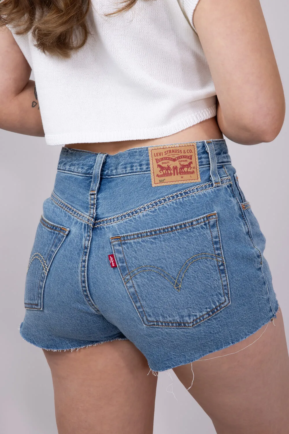 Levi’s 501 Short Switch Stitch Denim Shorts for Women | 56327-0471