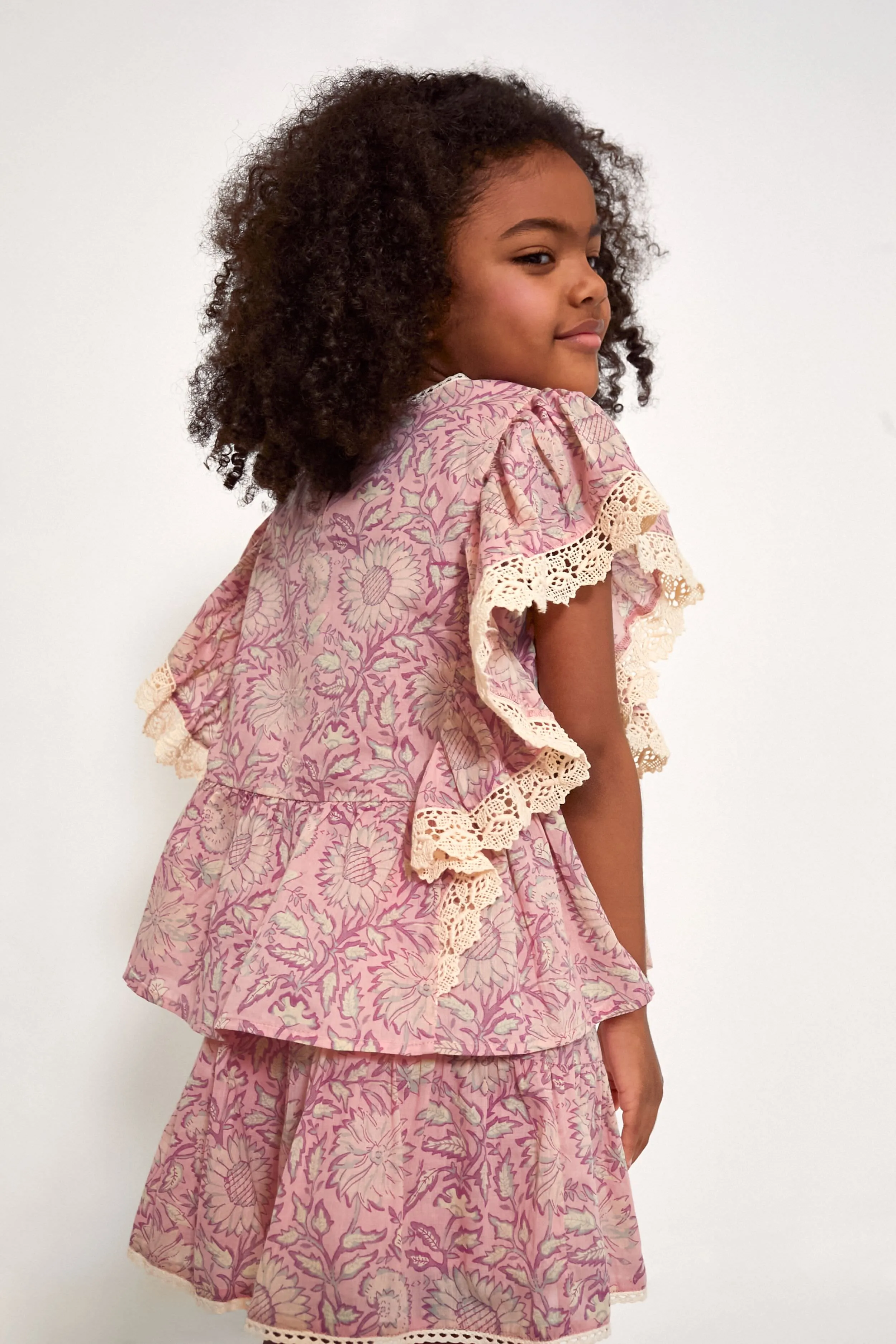 Pink Daisy Garden Alambra Shorts