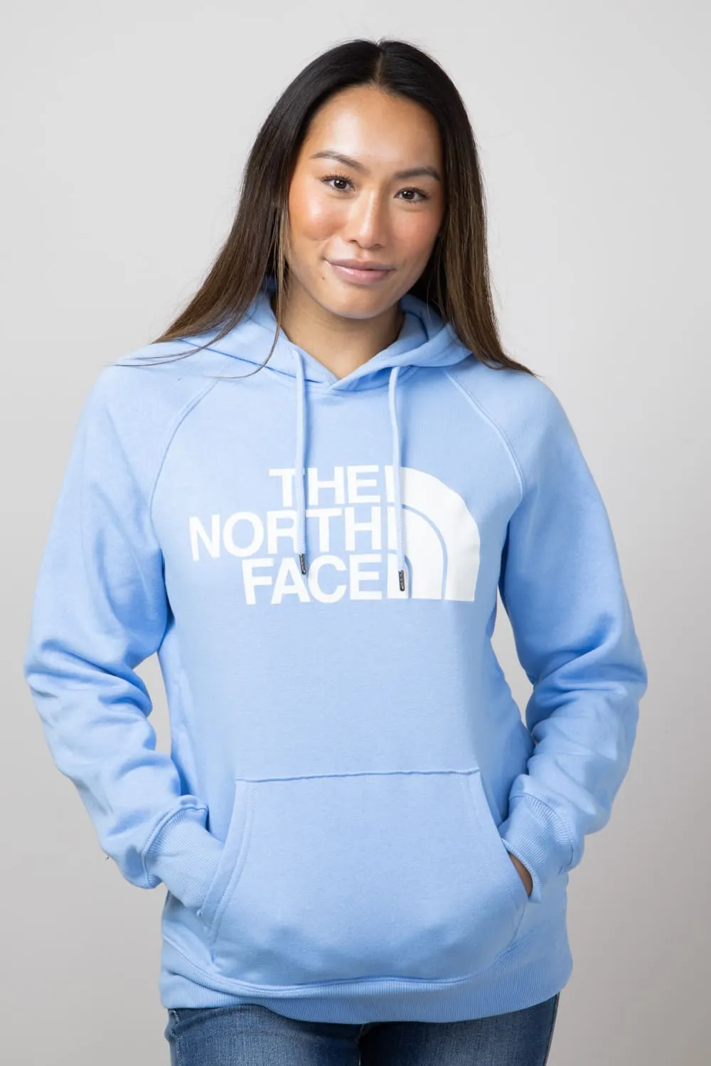 The North Face Half Dome Hoodie for Women in Cornflower | NF0A7UNO-1I5