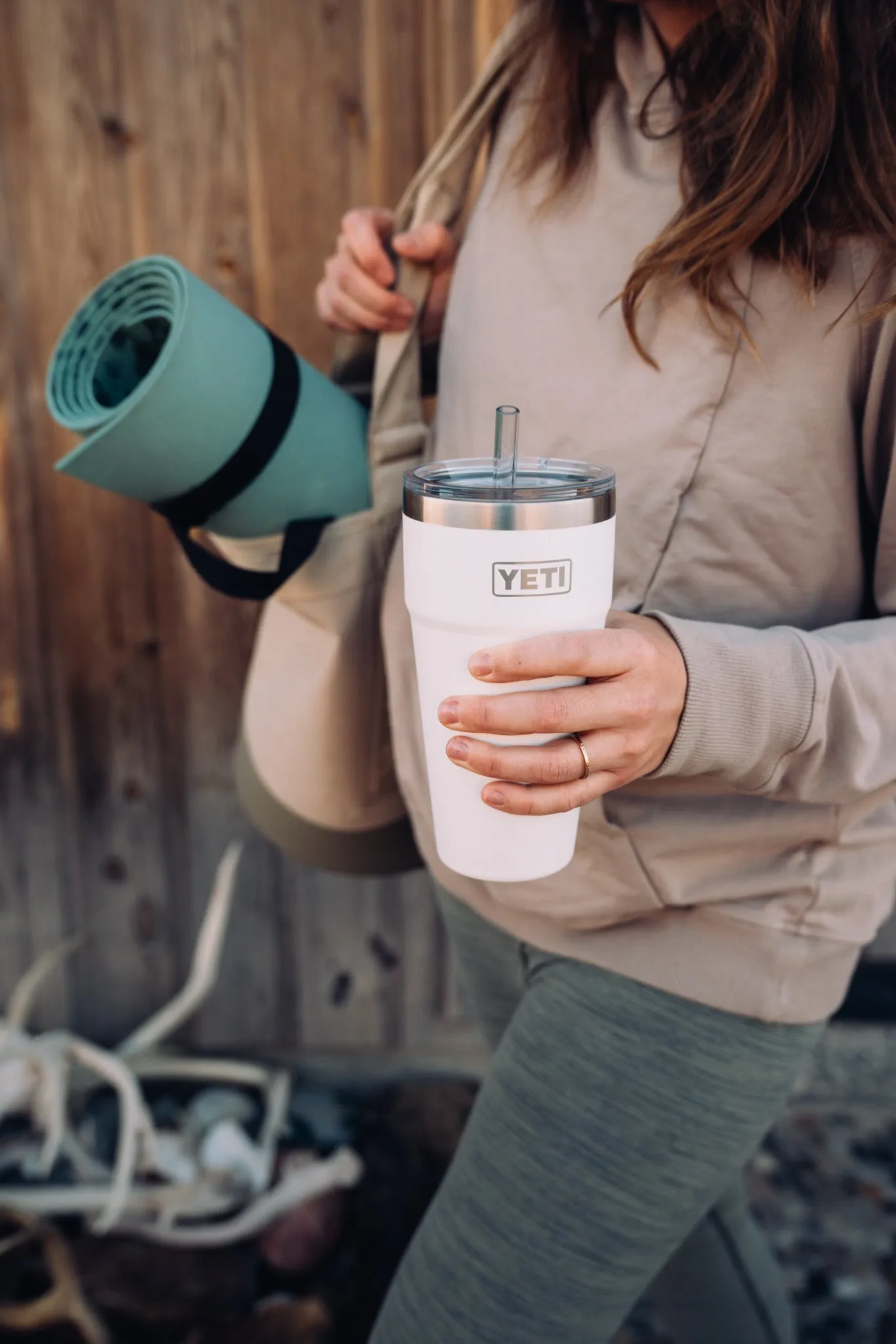 White Rambler 26oz Straw Cup