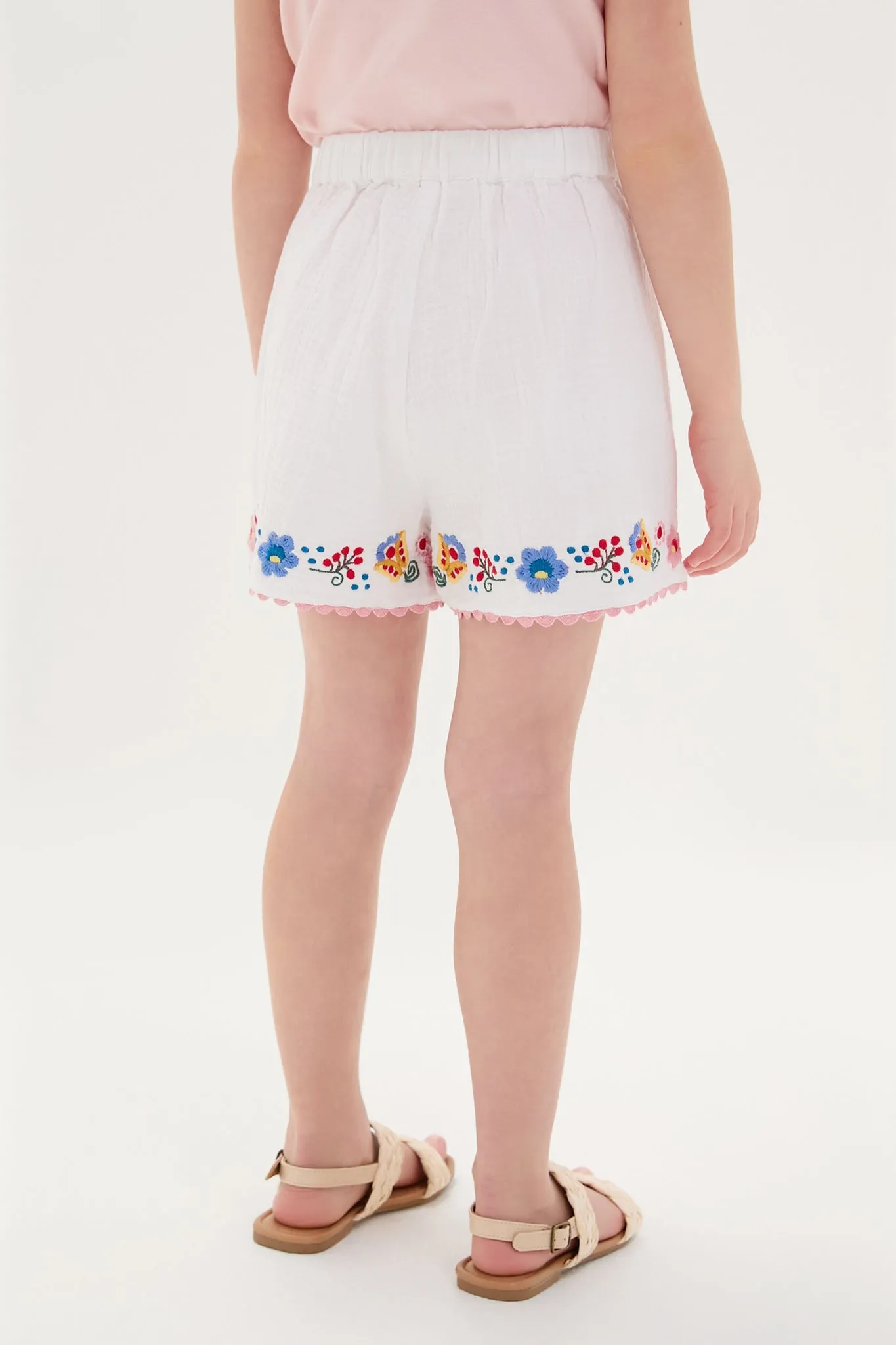 White Vally Shorts